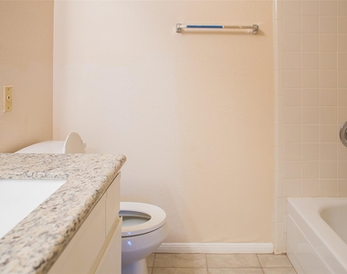 3098 Holly Hall Street - Photo Thumbnail 19