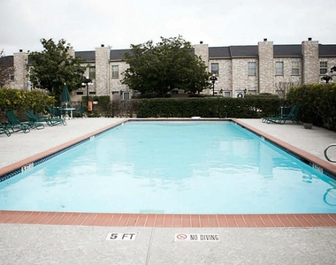 3098 Holly Hall Street - Photo Thumbnail 21
