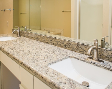 3098 Holly Hall Street - Photo Thumbnail 15
