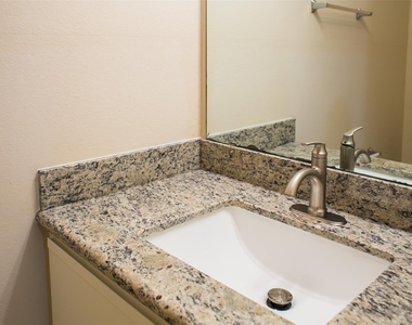 3098 Holly Hall Street - Photo Thumbnail 12