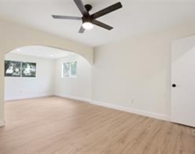13530 La Concha Lane - Photo Thumbnail 13