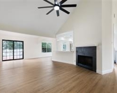 13530 La Concha Lane - Photo Thumbnail 6