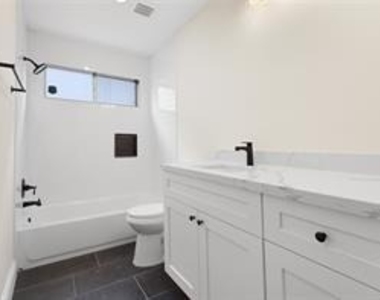 13530 La Concha Lane - Photo Thumbnail 14
