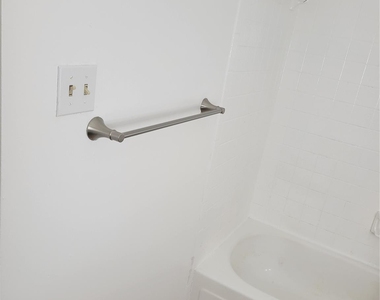 8425 Hearth Drive - Photo Thumbnail 9