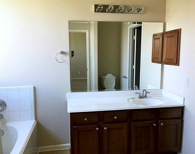 6343 Richland Hills Drive - Photo Thumbnail 15
