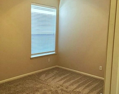 6343 Richland Hills Drive - Photo Thumbnail 20
