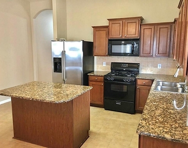 6343 Richland Hills Drive - Photo Thumbnail 5