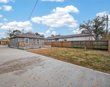 4309 Beggs Street - Photo Thumbnail 31