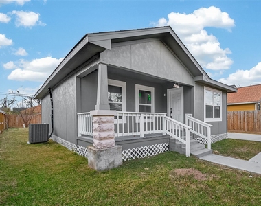 4309 Beggs Street - Photo Thumbnail 1