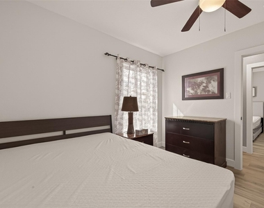 4309 Beggs Street - Photo Thumbnail 19