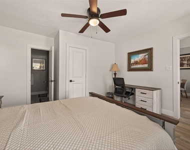 4309 Beggs Street - Photo Thumbnail 25