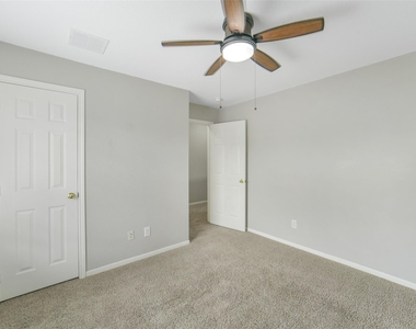 21626 Shallow Glen Lane - Photo Thumbnail 32