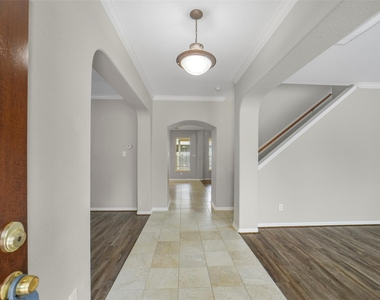 21626 Shallow Glen Lane - Photo Thumbnail 2