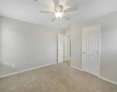 21626 Shallow Glen Lane - Photo Thumbnail 35