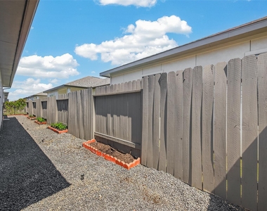 10403 Anchorage Passage - Photo Thumbnail 48
