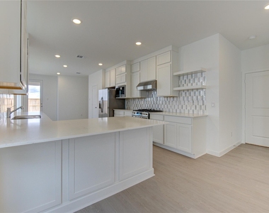1047 Blue Stone Drive - Photo Thumbnail 11