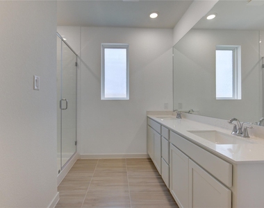 1047 Blue Stone Drive - Photo Thumbnail 41