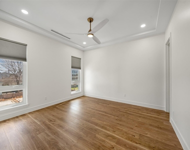 1839 Colquitt Street - Photo Thumbnail 5