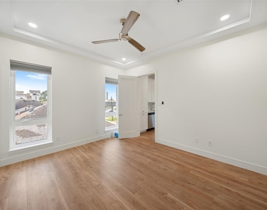 1839 Colquitt Street - Photo Thumbnail 9
