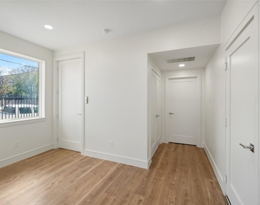 1839 Colquitt Street - Photo Thumbnail 2