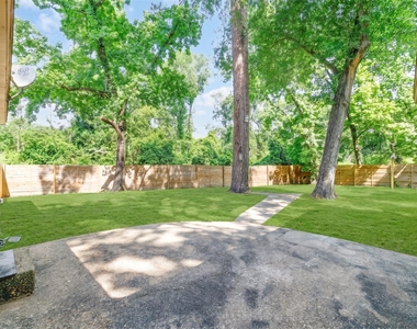 3422 Rustling Pines Street - Photo Thumbnail 25