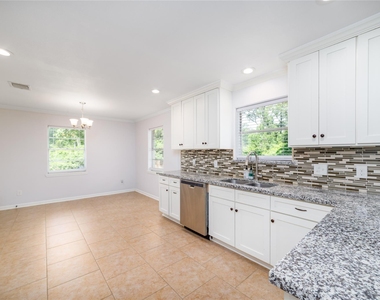 3422 Rustling Pines Street - Photo Thumbnail 9