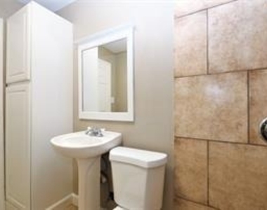 2527 Oakcliff Street - Photo Thumbnail 10