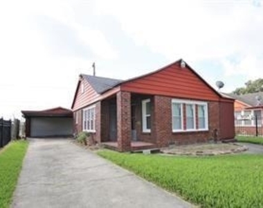 2527 Oakcliff Street - Photo Thumbnail 14