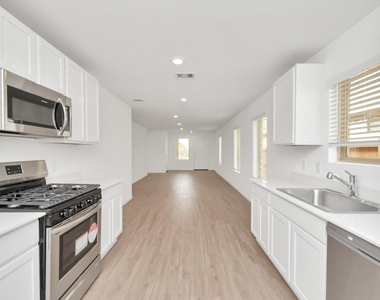 26726 Paloma Blanca Drive - Photo Thumbnail 22