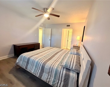 4912 Vincennes Street - Photo Thumbnail 21