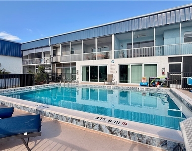 4912 Vincennes Street - Photo Thumbnail 34