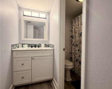 4912 Vincennes Street - Photo Thumbnail 23