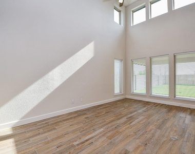 3223 Rockrose Place - Photo Thumbnail 7