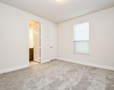 3223 Rockrose Place - Photo Thumbnail 14