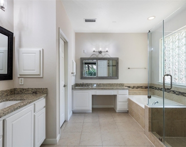 11 Belcarra Place - Photo Thumbnail 12