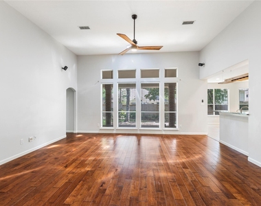 11 Belcarra Place - Photo Thumbnail 5