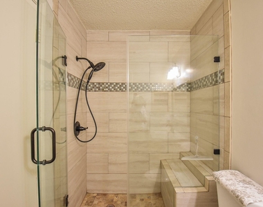 800 Country Place Drive - Photo Thumbnail 21