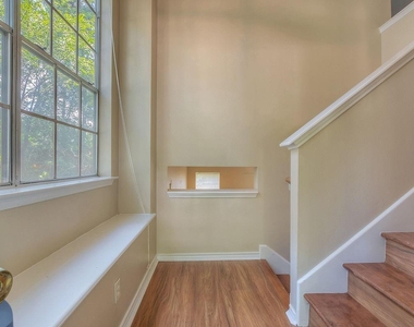 7 Newberry Trail Court - Photo Thumbnail 7