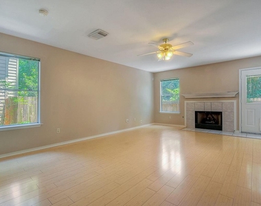 7 Newberry Trail Court - Photo Thumbnail 14