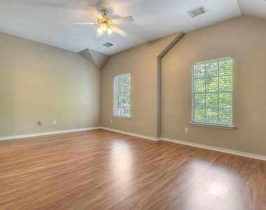 7 Newberry Trail Court - Photo Thumbnail 20