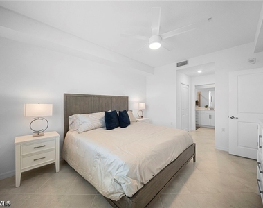 15285 Green Acres Avenue - Photo Thumbnail 21