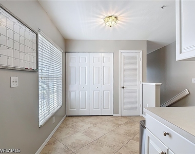 4970 Deerfield Way - Photo Thumbnail 11