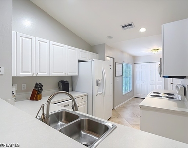 4970 Deerfield Way - Photo Thumbnail 17