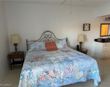13070 Amberley Court - Photo Thumbnail 6