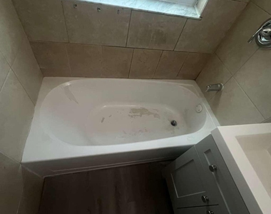 3619 Seminole Avenue - Photo Thumbnail 8