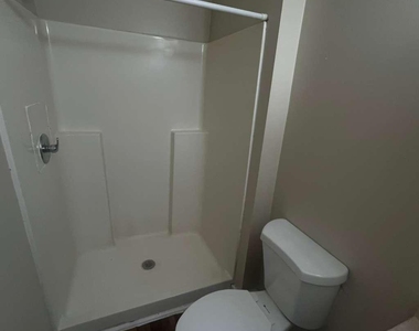 3619 Seminole Avenue - Photo Thumbnail 14