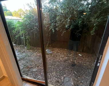 3950 Lora Street - Photo Thumbnail 7