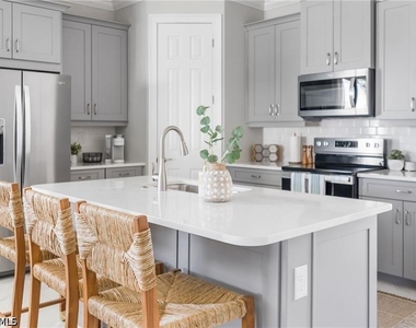 16769 Siesta Drum Way - Photo Thumbnail 1