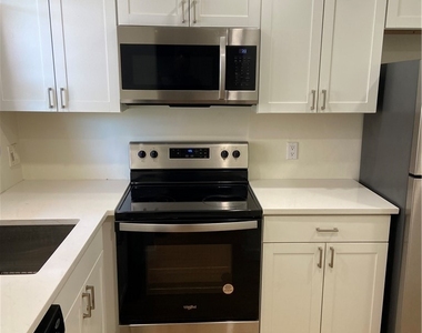 180 Turtle Lake Court - Photo Thumbnail 4