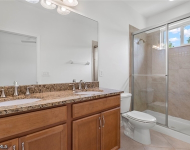 10818 Alvara Way - Photo Thumbnail 14
